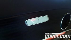 Mercedes-Benz E-Class E220d Avantgarde 2020 года из Южной Кореи