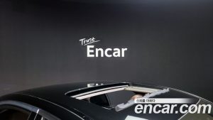 Mercedes-Benz E-Class E220d Avantgarde 2020 года из Южной Кореи