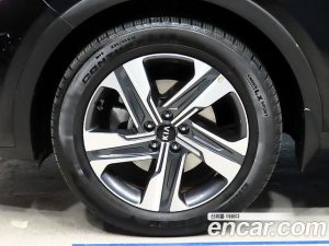 Kia Sorento HEV 1.6 2WD 2021 года из Южной Кореи