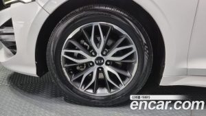 Kia K5 1.6 Turbo 2020 года из Южной Кореи