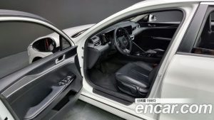 Kia K5 1.6 Turbo 2020 года из Южной Кореи