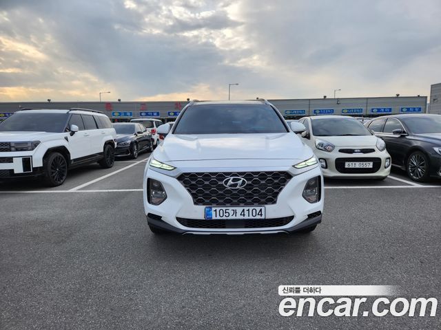Hyundai Santafe Дизель 2.0 2WD 2020 года из Кореи