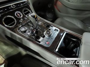 Bentley Continental 4.0 GT 2020 года из Южной Кореи