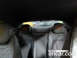 Bentley Continental 4.0 GT 2020 года из Южной Кореи
