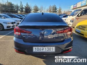 Hyundai AVANTE 1.6 2020 года из Южной Кореи