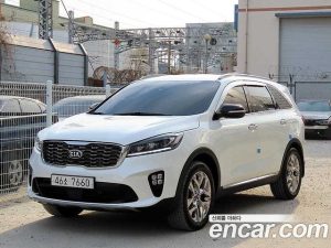Kia Sorento Дизель 2.0 2WD 2020 года из Южной Кореи