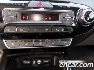 Kia Sorento Дизель 2.0 2WD 2020 года из Южной Кореи