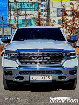 Dodge Ram Pick Up 5.7 2021 года из Южной Кореи