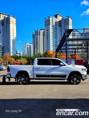 Dodge Ram Pick Up 5.7 2021 года из Южной Кореи