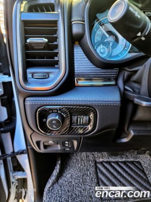 Dodge Ram Pick Up 5.7 2021 года из Южной Кореи