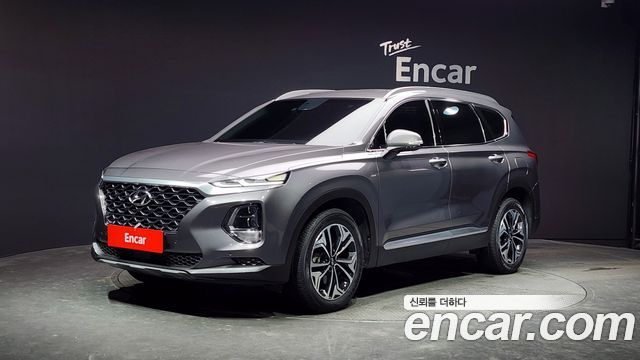 Hyundai Santafe Бензин 2.0T 2WD 2020 года из Кореи