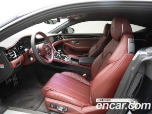 Bentley Continental 4.0 GT Azure 2023 года из Южной Кореи