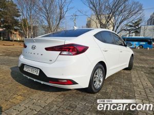 Hyundai AVANTE 1.6 2020 года из Южной Кореи