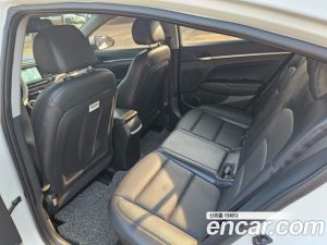 Hyundai AVANTE 1.6 2020 года из Южной Кореи