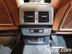 Audi Q5 45 TFSI 4WD Sportback 2023 года из Южной Кореи