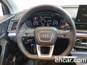 Audi Q5 45 TFSI 4WD Sportback 2023 года из Южной Кореи