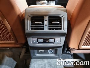 Audi Q5 45 TFSI 4WD Sportback 2023 года из Южной Кореи