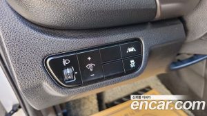 Kia Seltos Бензин 1.6 Turbo 2WD 2021 года из Южной Кореи