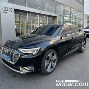 Audi e-tron 55 4WD Sportback 2023 года из Южной Кореи