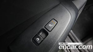 Kia Seltos Дизель 1.6 2WD 2022 года из Южной Кореи