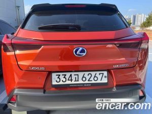 Lexus UX 2.0 2WD 2021 года из Южной Кореи