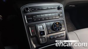 Hyundai Santafe Бензин 2.5T 4WD 2023 года из Южной Кореи