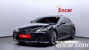 Lexus LS 3.5 платина AWD 2021 года из Южной Кореи