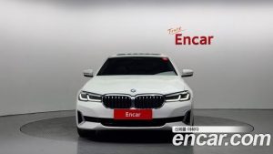 BMW 5-Series 523d xDrive Luxury 2021 года из Южной Кореи