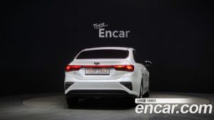 Kia K3 2020 года из Южной Кореи