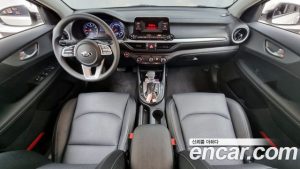 Kia K3 2020 года из Южной Кореи