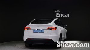 Tesla Model Y RWD 2024 года из Южной Кореи