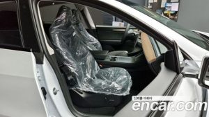 Tesla Model Y RWD 2024 года из Южной Кореи