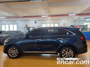 Kia Sorento Дизель 2.0 2WD 2020 года из Южной Кореи
