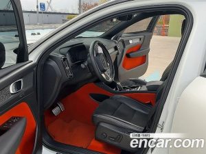Volvo XC40 T4 R-디자인 2020 года из Южной Кореи
