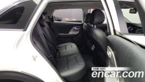 Kia Niro 1.6 HEV 2020 года из Южной Кореи