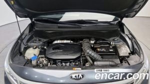 Kia Seltos Бензин 1.6 Turbo 2WD 2020 года из Южной Кореи