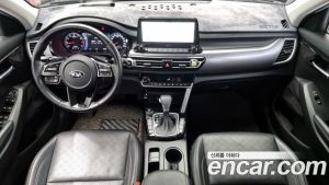 Kia Seltos Бензин 1.6 Turbo 2WD 2020 года из Южной Кореи