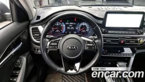 Kia Seltos Бензин 1.6 Turbo 2WD 2020 года из Южной Кореи