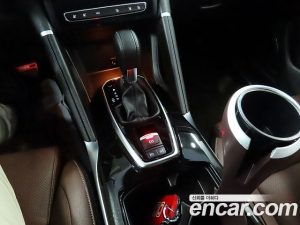 Renault-KoreaSamsung QM6 2.0 GDe RE Signature 2WD 2020 года из Южной Кореи