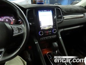 Renault-KoreaSamsung QM6 2.0 GDe RE Signature 2WD 2020 года из Южной Кореи