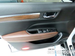 Renault-KoreaSamsung QM6 2.0 GDe RE Signature 2WD 2020 года из Южной Кореи