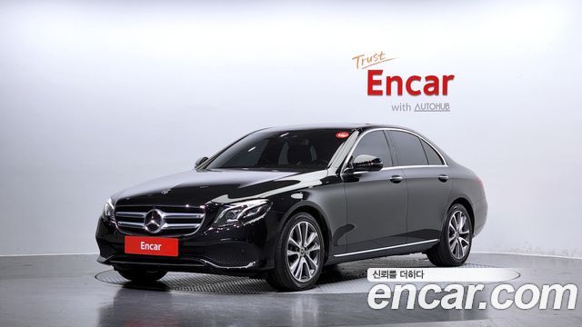Mercedes-Benz E-Class E300 4MATIC Avantgarde 2019 года из Кореи