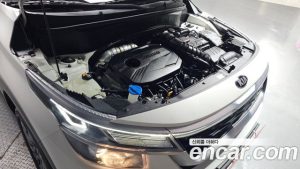 Kia Seltos Бензин 1.6 Turbo 2WD 2020 года из Южной Кореи