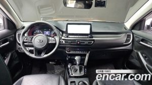 Kia Seltos Бензин 1.6 Turbo 2WD 2020 года из Южной Кореи