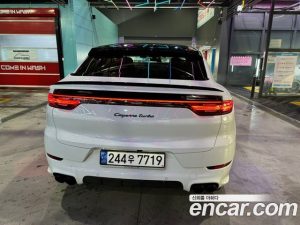 Porsche Cayenne 4.0 Turbo Coupe 2021 года из Южной Кореи