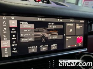 Porsche Cayenne 4.0 Turbo Coupe 2021 года из Южной Кореи