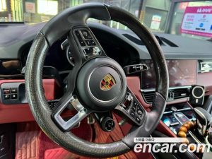 Porsche Cayenne 4.0 Turbo Coupe 2021 года из Южной Кореи