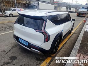 Kia EV9 Earth 4WD 2024 года из Южной Кореи