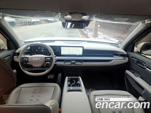 Kia EV9 Earth 4WD 2024 года из Южной Кореи