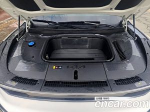 Kia EV9 Earth 4WD 2024 года из Южной Кореи